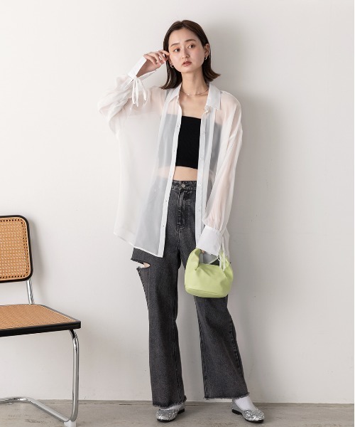 ad thie(アドティエ)の「リボンデザイン オーバーシアーシャツ(シャツ/ブラウス・レディース・ライトグレー/イエロー/オフホワイト・FREE)」の4枚目の写真
