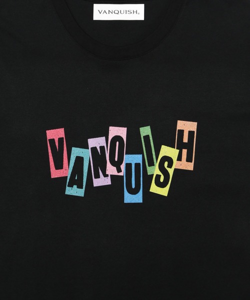 VANQUISH(ヴァンキッシュ)の「VANQUISH / ヴァンキッシュ カラフル ロゴ プリント 半袖Tシャツ(Tシャツ/カットソー・メンズ・ブラック・L/M)」の3枚目の写真