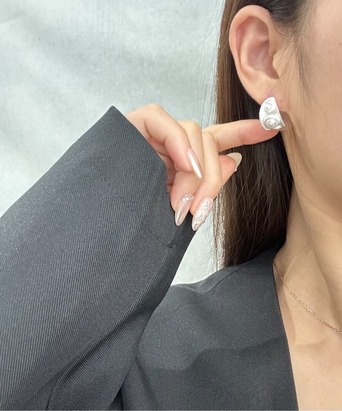 Burner(バーナー)の「【CHI SELECT】デザイン ピアス パール chi-pierce-00511 U【GBT】(ピアス(両耳用)・レディース・ゴールド/シルバー・FREE)」の1枚目の写真