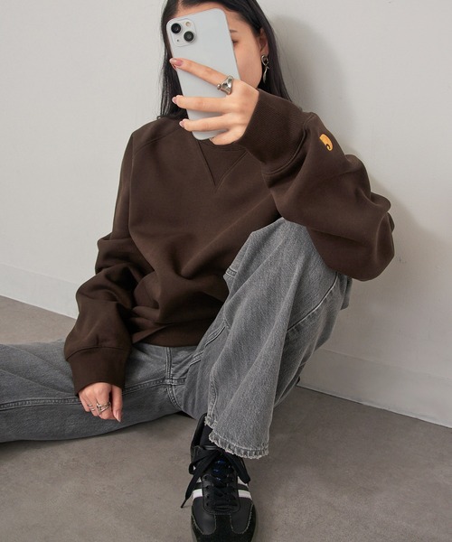 Carhartt WIP(カーハートダブリューアイピー)の「【Carhartt WIP】CHASE SWEATSHIRT I033660(スウェット・メンズ・ホワイト/グリーン/ブラック/グレー/オリーブ/ダークブラウン/ライトグレー/ネイビー・M/L)」の22枚目の写真