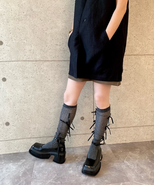 Jeffrey Campbell(ジェフリーキャンベル)の「厚底レースアップシューズ(ドレスシューズ・レディース・ブラック・38/39/36/37)」の6枚目の写真