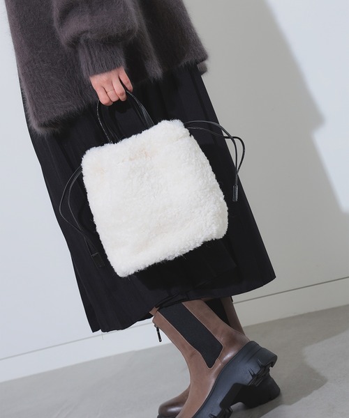 Ray BEAMS（レイビームス）の「リバーシブル ボア バッグ（ショルダーバッグ・レディース・グリーン/オフホワイト・ONE SIZE）」の17枚目の写真