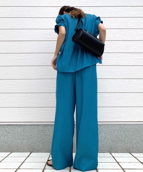 Q（キュー）の「ポリエステルコットン袖タックブラウス（シャツ/ブラウス・レディース・ブルー/ブラック・MEDIUM）」の18枚目の写真