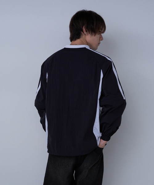COLONY 2139（コロニートゥーワンスリーナイン）の「2WAYナイロンプルオーバー（Tシャツ/カットソー・メンズ・ブラック/ホワイト・MEDIUM/LARGE）」の14枚目の写真
