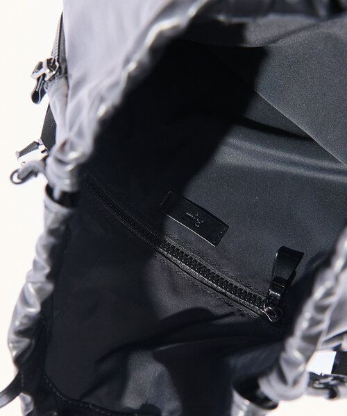 RIVE DROITE(リヴドロワ)の「【R.good(アールドットグッド)】ナップショルダー(ショルダーバッグ・レディース・ブラック/ダークブラウン・FREE)」の11枚目の写真