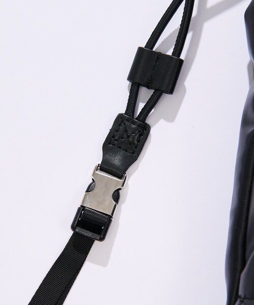 RIVE DROITE(リヴドロワ)の「【R.good(アールドットグッド)】ナップショルダー(ショルダーバッグ・レディース・ブラック/ダークブラウン・FREE)」の14枚目の写真