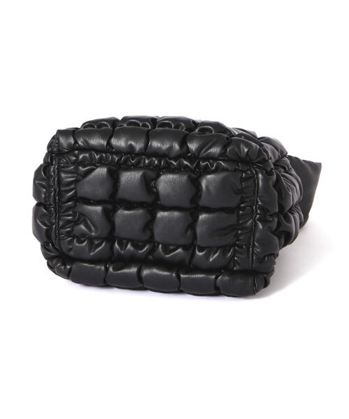 FREE'S MART（フリーズマート）の「◆ポコポコバッグ（ハンドバッグ・レディース・ブラック/ホワイト・ﾌﾘ-）」の11枚目の写真