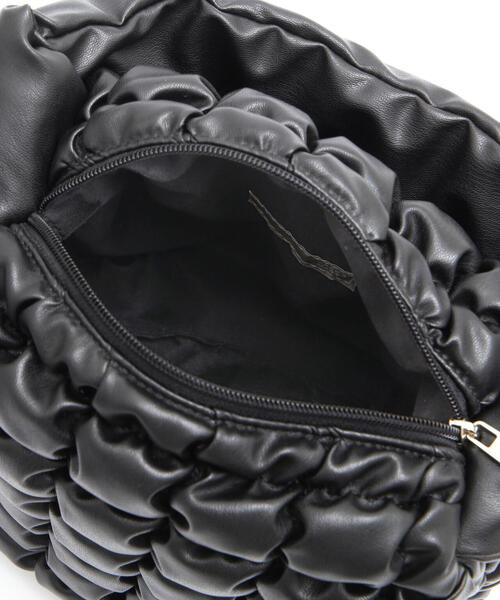 FREE'S MART（フリーズマート）の「◆ポコポコバッグ（ハンドバッグ・レディース・ブラック/ホワイト・ﾌﾘ-）」の12枚目の写真