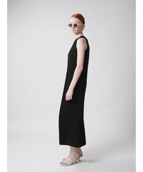 :ETHROF(イーサオブ)の「WAVE PLEATED ONEPIECE(ワンピース・レディース・ブルー/ブラック・FREE)」の15枚目の写真
