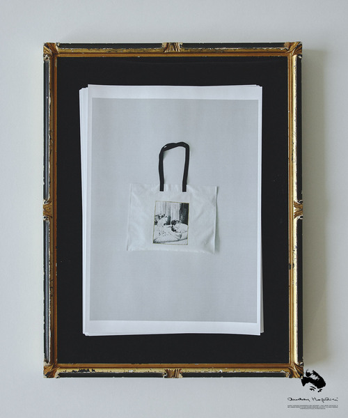 SALON adam et rope'（サロン アダム エ ロペ）の「【AUDREY HEPBURN COLLECTION BY JUN】フォトプリント トートバッグ（トートバッグ・レディース・ホワイト系その他2/ホワイト系その他4/ホワイト・FREE）」の3枚目の写真