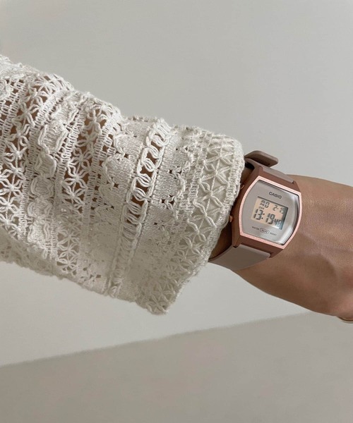 CASIO（カシオ）の「CASIO　メタルデジタルウォッチ（アナログ腕時計・レディース・ベージュ/ブラック/ブロンズ・-）」の11枚目の写真