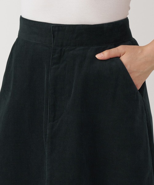 無印良品（ムジルシリョウヒン）の「婦人　木の実から作ったカポック混　コーデュロイフレアスカート（スカート・レディース・キャメル/アイボリー/ブラック・XL/L/M/S）」の16枚目の写真
