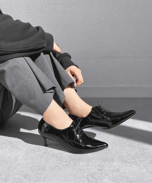 MAMIAN（マミアン）の「ポインテッドトゥ レースアップ ブーティ (5.0cmヒール)（ブーツ・レディース・ブラック/ブラック系その他・25.0cm/24.5cm/24.0cm/23.5cm/23.0cm/22.5cm）」の19枚目の写真