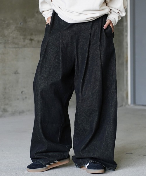 Beno(ビーノ)の「2タックイージーワイドパンツ(その他パンツ・メンズ・ブラック/アイボリー/ブラック系その他/ワンウォッシュ/ブルー系その他2・FREE)」の2枚目の写真