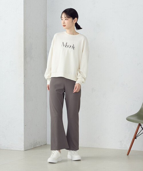COMME CA ISM(コムサイズム)の「ロゴ刺繍トレーナー(スウェット・レディース・ライトグレー/ネイビー/アイボリー・MEDIUM/LARGE)」の4枚目の写真