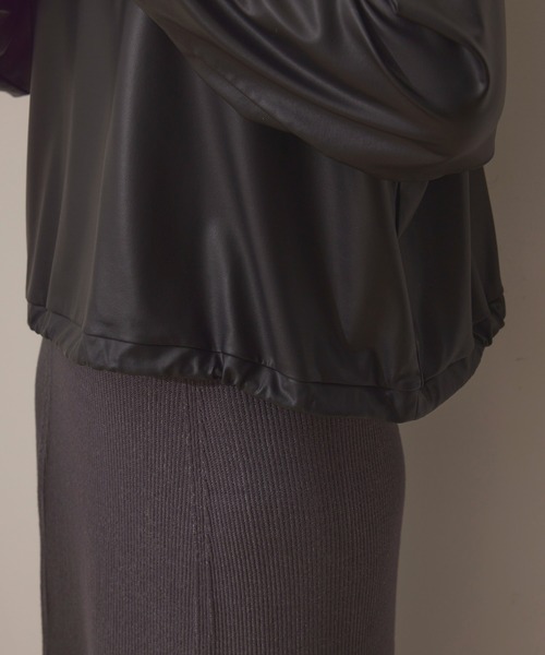 NERGY（ナージー）の「【イージーケア】Synthetic Leather クロップド丈プルオーバー（その他トップス・レディース・ブラック・FREE）」の20枚目の写真