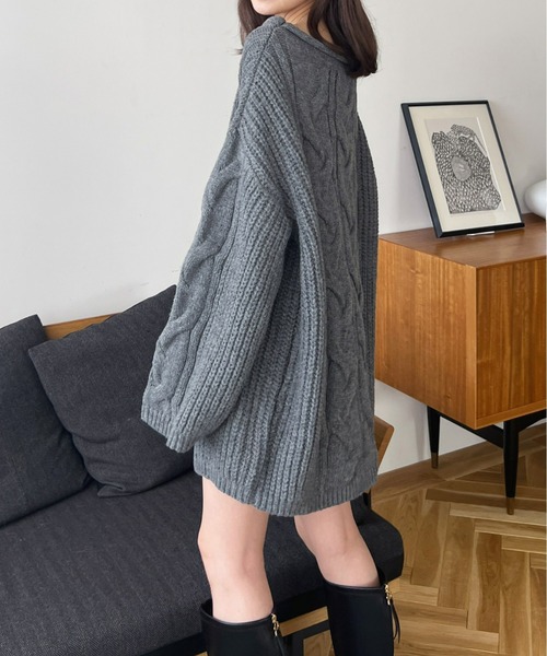 Olu.（オルドット）の「オーバーサイズケーブルニット[2way]（ニット/セーター・レディース・アイボリー/グレー/ピンク・FREE）」の12枚目の写真