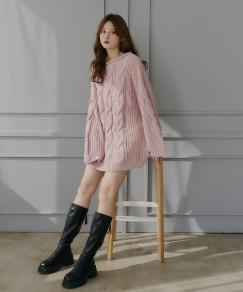 ザ・トゥーTHE TOÉ　ピンク　ケーブルニット　オーバーサイズ THE TOE ピンク ケーブルニット オーバーサイズ THE TOE ピンク