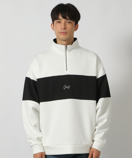 LAKOLE（ラコレ）の「パネルハーフZIPロゴプルオーバー/143694