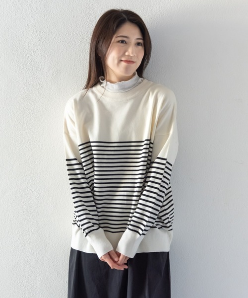 LOSUCA(ロスカ)の「クルーネックボーダーニットトップス / プルオーバー レーヨン混ニット ゆったりサイズ 保温 ナチュラル フレンチ 大人カジュアル レトロ ヴィンテージ シティガール オフィスカジュアル(ニット/セーター・レディース・ブルー/オフホワイト/ピンク/ブラウン・FREE)」の1枚目の写真