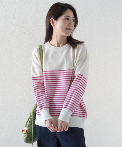 LOSUCA(ロスカ)の「クルーネックボーダーニットトップス / プルオーバー レーヨン混ニット ゆったりサイズ 保温 ナチュラル フレンチ 大人カジュアル レトロ ヴィンテージ シティガール オフィスカジュアル(ニット/セーター・レディース・ブルー/オフホワイト/ピンク/ブラウン・FREE)」の4枚目の写真