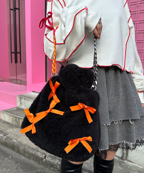 HELLO.SANFRANCISCO（ハローサンフランシスコ）の「【HELLO.SANFRANCISCO/ハローサンフランシスコ】リボンファーバッグ（トートバッグ・レディース・ブラック/オレンジ/ブルー・FREE）」の5枚目の写真