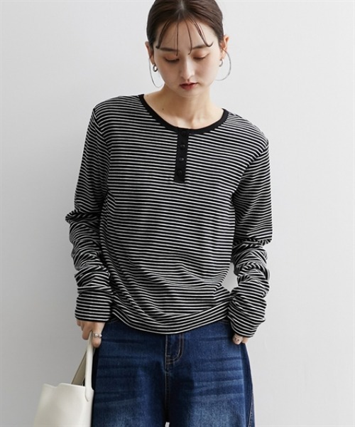 nissen(ニッセン)の「前後2WAY袖くしゅくしゅヘンリーネックTシャツ(Tシャツ/カットソー・レディース・ベージュ系/ブラック/オフホワイト・M/L)」の20枚目の写真