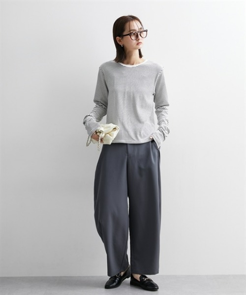 nissen(ニッセン)の「前後2WAY袖くしゅくしゅヘンリーネックTシャツ(Tシャツ/カットソー・レディース・ベージュ系/ブラック/オフホワイト・M/L)」の12枚目の写真