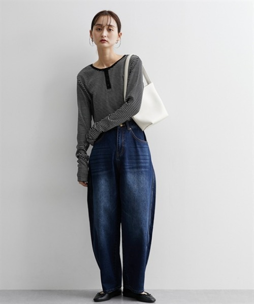 nissen(ニッセン)の「前後2WAY袖くしゅくしゅヘンリーネックTシャツ(Tシャツ/カットソー・レディース・ベージュ系/ブラック/オフホワイト・M/L)」の22枚目の写真