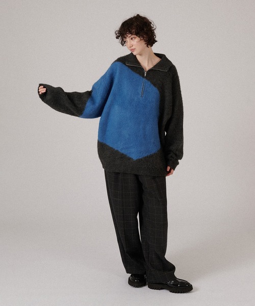 ONCILY（オンシェリー）の「HALF-ZIP SHAGGY BICOLOR KNIT