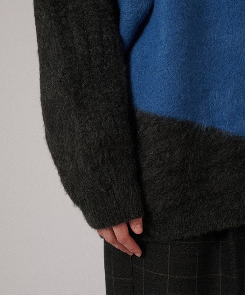 ハーフジップバイカラーニット ONCILY（オンシェリー）の「HALF-ZIP SHAGGY BICOLOR KNIT
