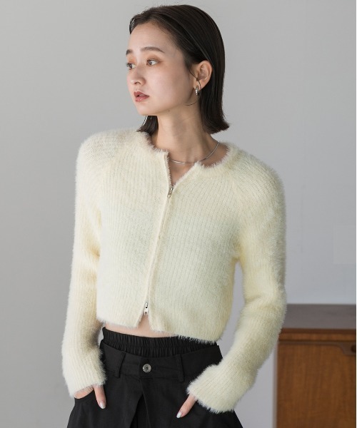 ad thie（アドティエ）の「シャギーニット ジップカーディガン（カーディガン/ボレロ・レディース・ブラック/アイボリー/グリーン・FREE）」の15枚目の写真