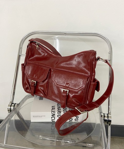 non-hedge（ノンヘッジ）の「フラップポケットショルダーバッグ（ショルダーバッグ・レディース・ブラック/シルバー/レッド・FREE）」の2枚目の写真