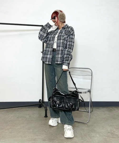 non-hedge（ノンヘッジ）の「フラップポケットショルダーバッグ（ショルダーバッグ・レディース・ブラック/シルバー/レッド・FREE）」の8枚目の写真