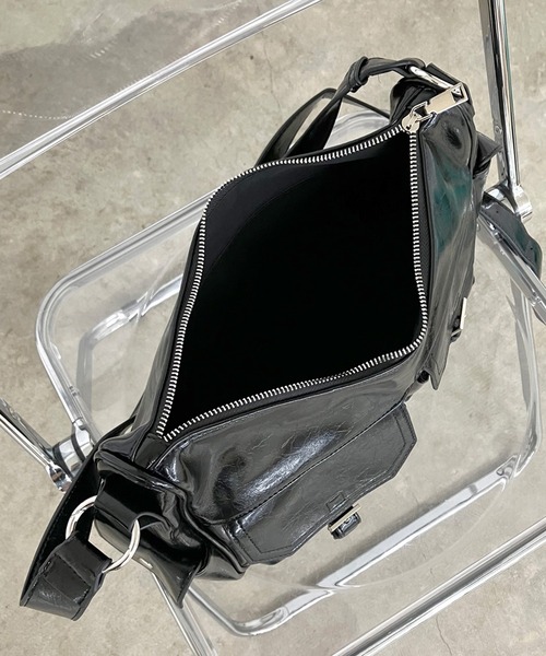 non-hedge（ノンヘッジ）の「フラップポケットショルダーバッグ（ショルダーバッグ・レディース・ブラック/シルバー/レッド・FREE）」の16枚目の写真