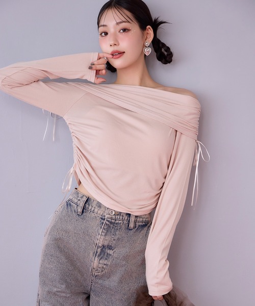 one after another NICE CLAUP(ワンアフターアナザーナイスクラップ)の「ドロストリボンオフショルトップス(Tシャツ/カットソー・レディース・モカ/ピンク/アイボリー・FREE)」の5枚目の写真
