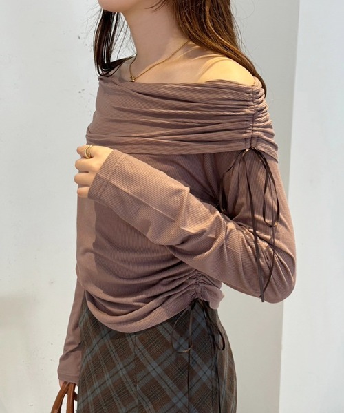 one after another NICE CLAUP(ワンアフターアナザーナイスクラップ)の「ドロストリボンオフショルトップス(Tシャツ/カットソー・レディース・モカ/ピンク/アイボリー・FREE)」の13枚目の写真