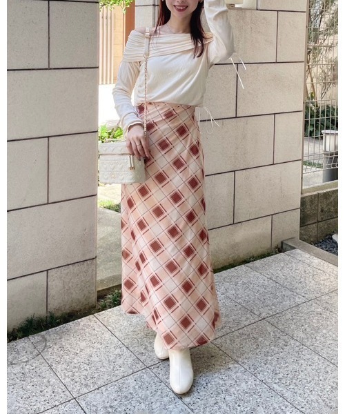 one after another NICE CLAUP(ワンアフターアナザーナイスクラップ)の「ドロストリボンオフショルトップス(Tシャツ/カットソー・レディース・モカ/ピンク/アイボリー・FREE)」の20枚目の写真