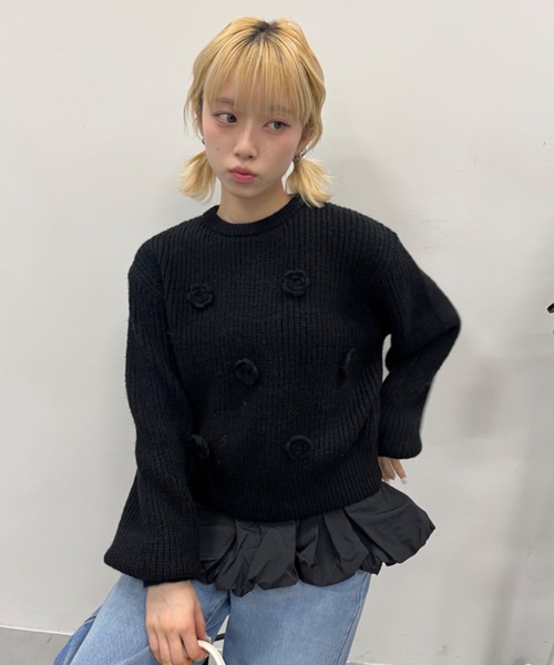Birthday room(バースデイルーム)の「バラモチーフニット / rose motif knit(ニット/セーター・レディース・ブラック/アイボリー・FREE)」の5枚目の写真