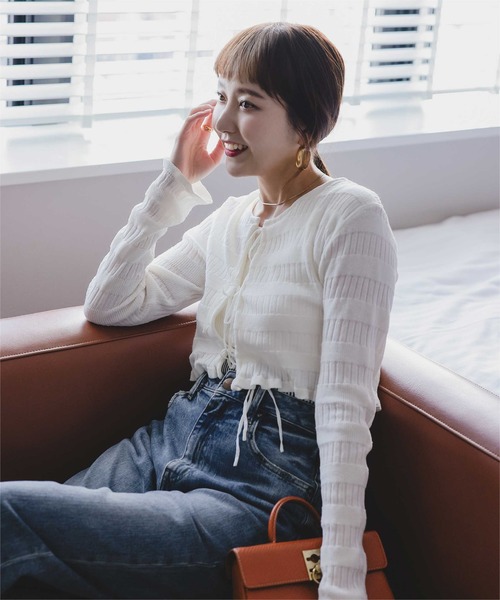 titivate（ティティベイト）の「リボンデザインカーディガン/ノースリーブニットセット（カーディガン/ボレロ・レディース・レッド/ネイビー/ベージュ/オフホワイト・L/M）」の2枚目の写真