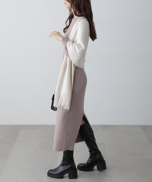 FREE'S MART（フリーズマート）の「ボートネックニットワンピース（ワンピース・レディース・ホワイト/ベージュ/グレー/ブラック・SMALL/MEDIUM）」の11枚目の写真