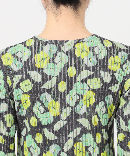 JOURNAL STANDARD（ジャーナルスタンダード）の「【TOLIGHT×JOURNALSTANDARD】 フラワーリブニット（ニット/セーター・レディース・イエロー/チャコールグレー・FREE）」の10枚目の写真