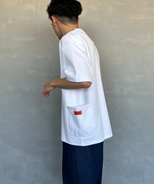 UNIVERSAL OVERALL（ユニバーサルオーバーオール）の「[UNIVERSAL OVERALL/ユニバーサルオーバーオール] 別注 ポンチカバーオールTシャツ（Tシャツ/カットソー・レディース・グレー/ホワイト/ブラック/チャコール・S/M/L）」の11枚目の写真