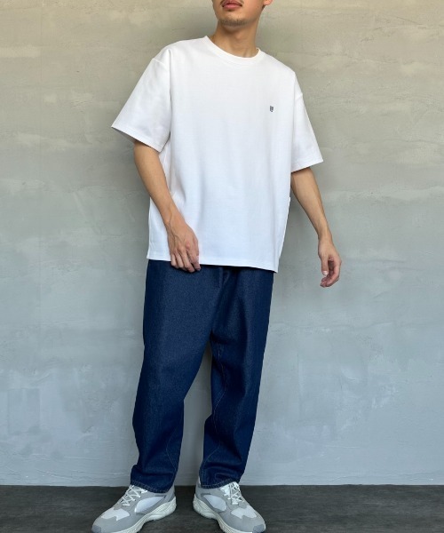 UNIVERSAL OVERALL（ユニバーサルオーバーオール）の「[UNIVERSAL OVERALL/ユニバーサルオーバーオール] 別注 ポンチカバーオールTシャツ（Tシャツ/カットソー・レディース・グレー/ホワイト/ブラック/チャコール・S/M/L）」の13枚目の写真