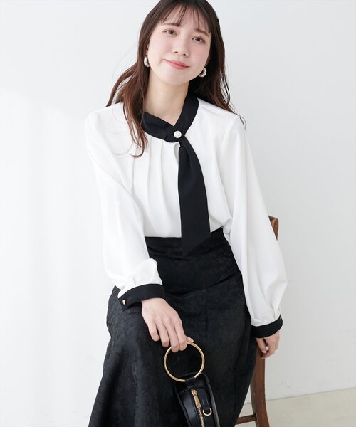 natural couture（ナチュラルクチュール）の「ドット型ボウタイ衿ブラウス（シャツ/ブラウス・レディース・ネイビー/サックスブルー/オフホワイト/その他1/グレイッシュベージュ・FREE）」の13枚目の写真