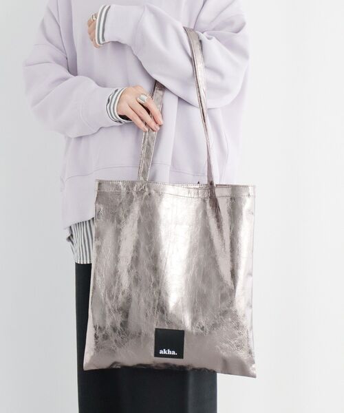 CRAFT STANDARD BOUTIQUE（クラフトスタンダードブティック）の「【追加】akha. メタリックトート ◆（トートバッグ・レディース・シルバー/ブラック/ミント/ブロンズ・FREE）」の13枚目の写真