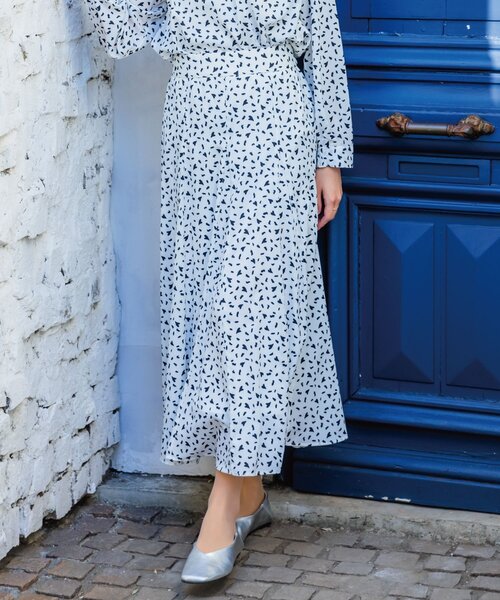 ITS'DEMO（イッツデモ）の「【手洗い可／セットアップ可／ウエストゴム】ハートプリントスカート（スカート・レディース・ブラック系/ネイビー系/ホワイト系3・00）」の11枚目の写真