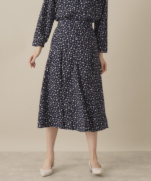 ITS'DEMO（イッツデモ）の「【手洗い可／セットアップ可／ウエストゴム】ハートプリントスカート（スカート・レディース・ブラック系/ネイビー系/ホワイト系3・00）」の19枚目の写真