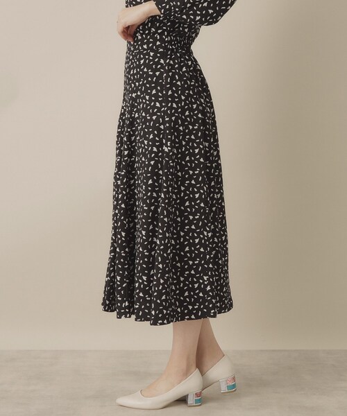 ITS'DEMO（イッツデモ）の「【手洗い可／セットアップ可／ウエストゴム】ハートプリントスカート（スカート・レディース・ブラック系/ネイビー系/ホワイト系3・00）」の6枚目の写真