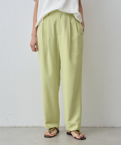 BEARDSLEY（ビアズリー）の「サラっとタックパンツ（その他パンツ・レディース・グリーン系その他2/アイボリー・0/1）」の16枚目の写真